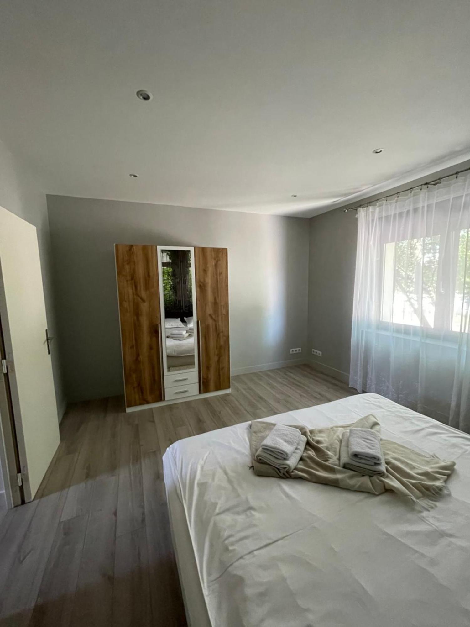 Apartment 1 Confort&Modern Αράντ Εξωτερικό φωτογραφία